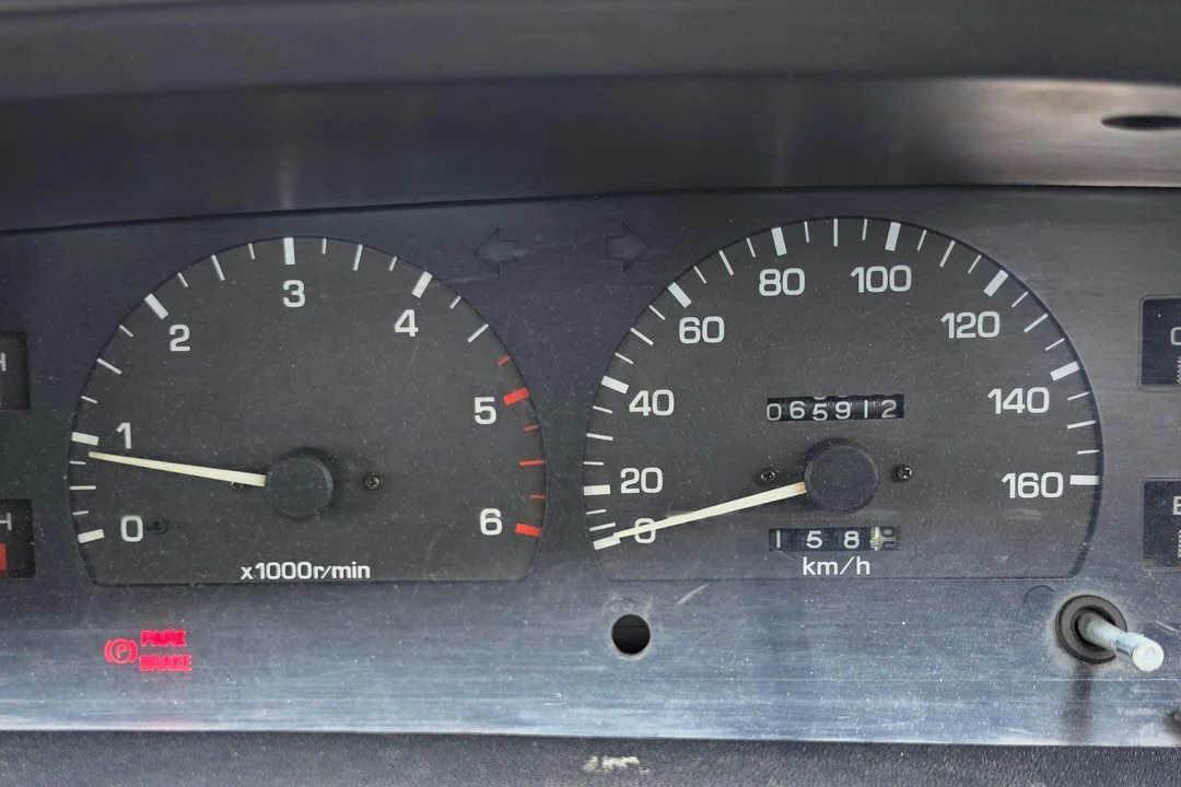 1993 Toyota Hilux 5th Gen - Image 28 of 31