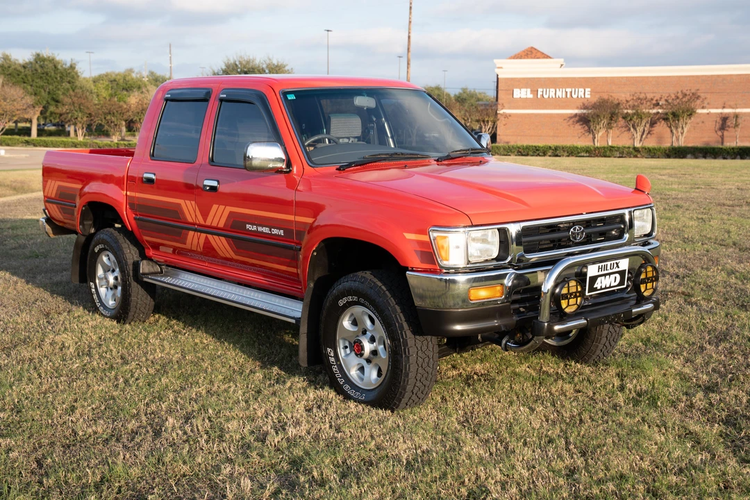 1993 Toyota Hilux 5th Gen - Image 13 of 31