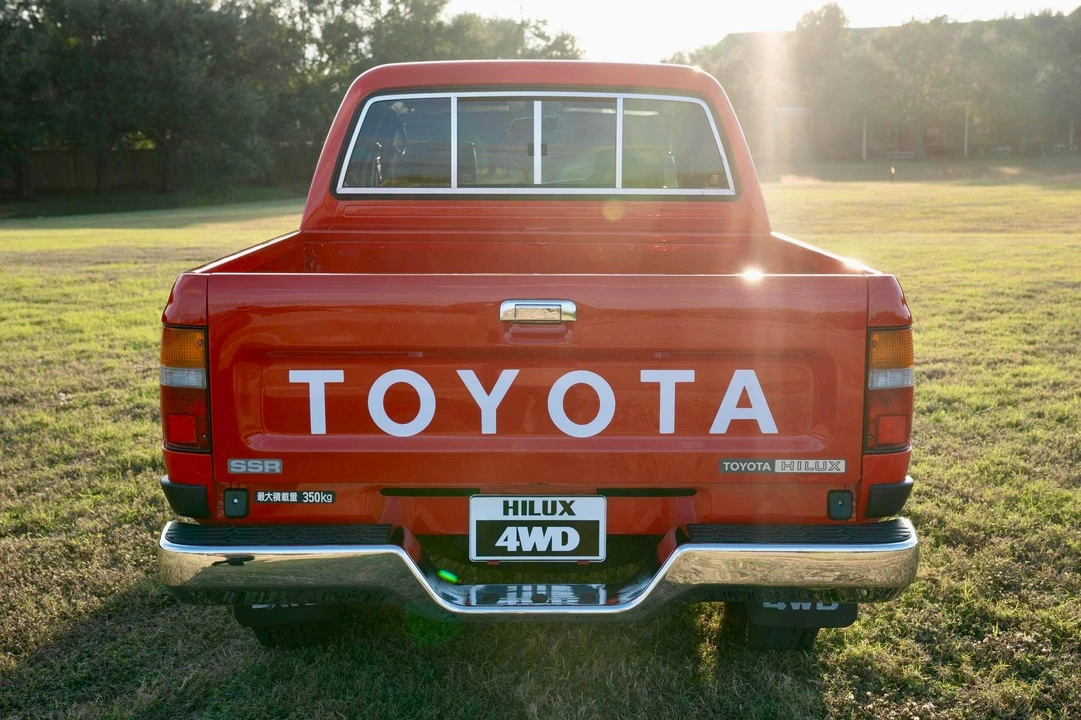 1993 Toyota Hilux 5th Gen - Image 5 of 31