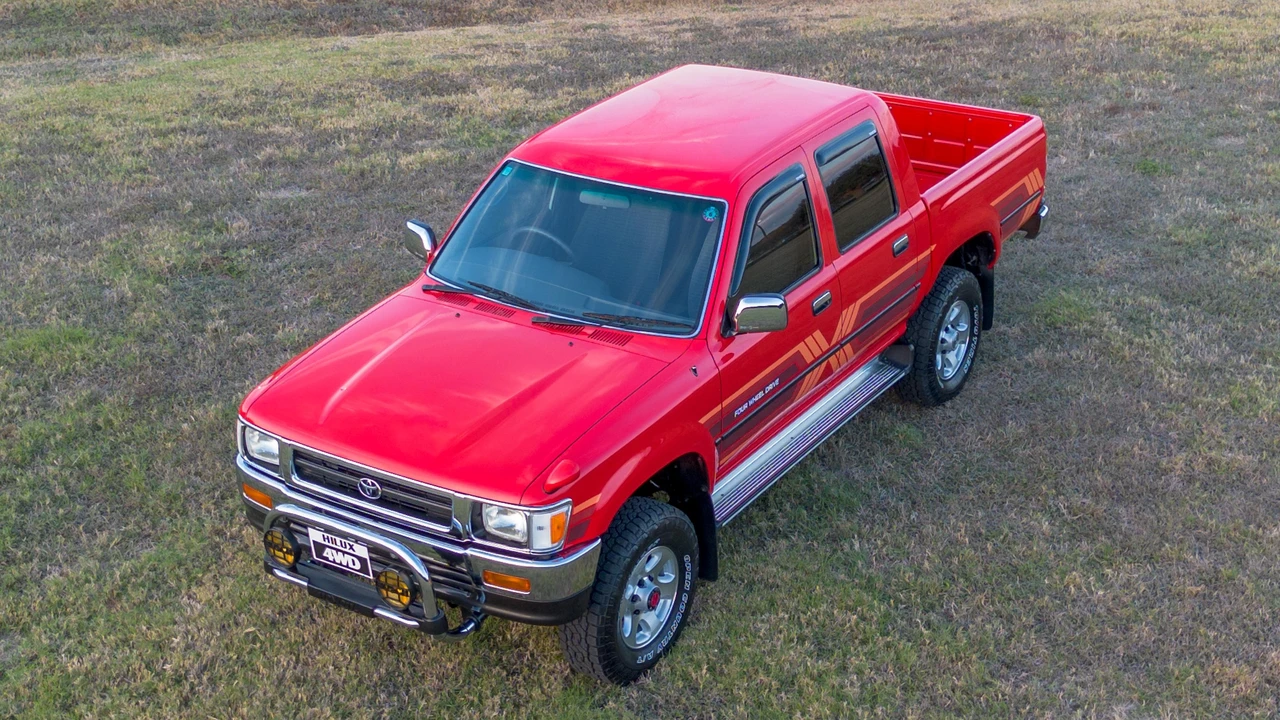 1993 Toyota Hilux 5th Gen - Image 15 of 31
