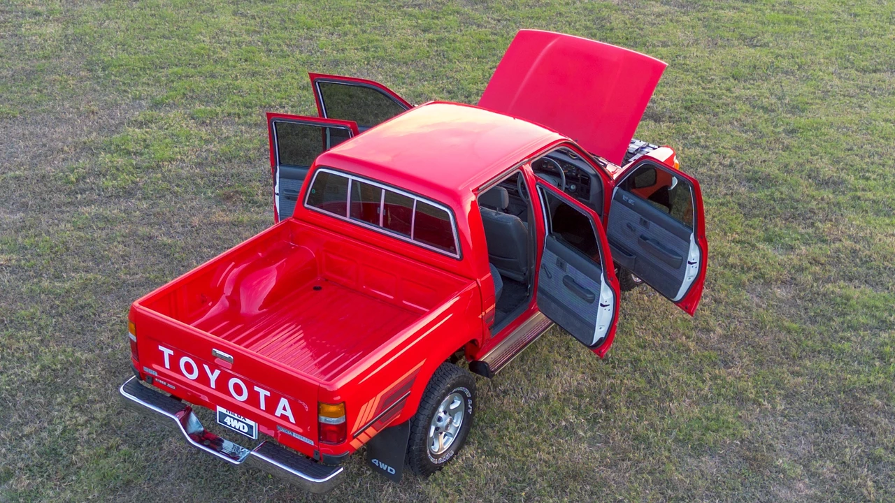 1993 Toyota Hilux 5th Gen - Image 20 of 31