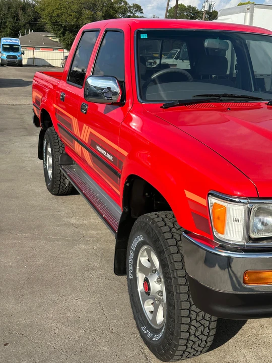 1993 Toyota Hilux 5th Gen - Image 29 of 31