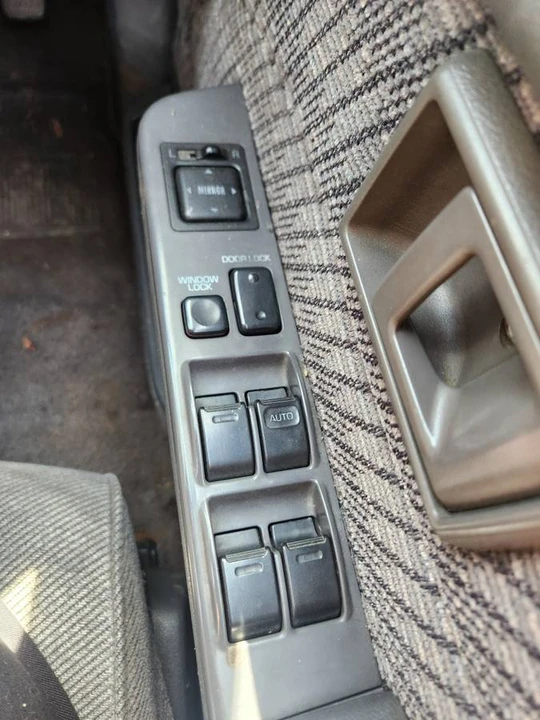 1993 Toyota 4Runner 2nd Gen - Image 13 of 14
