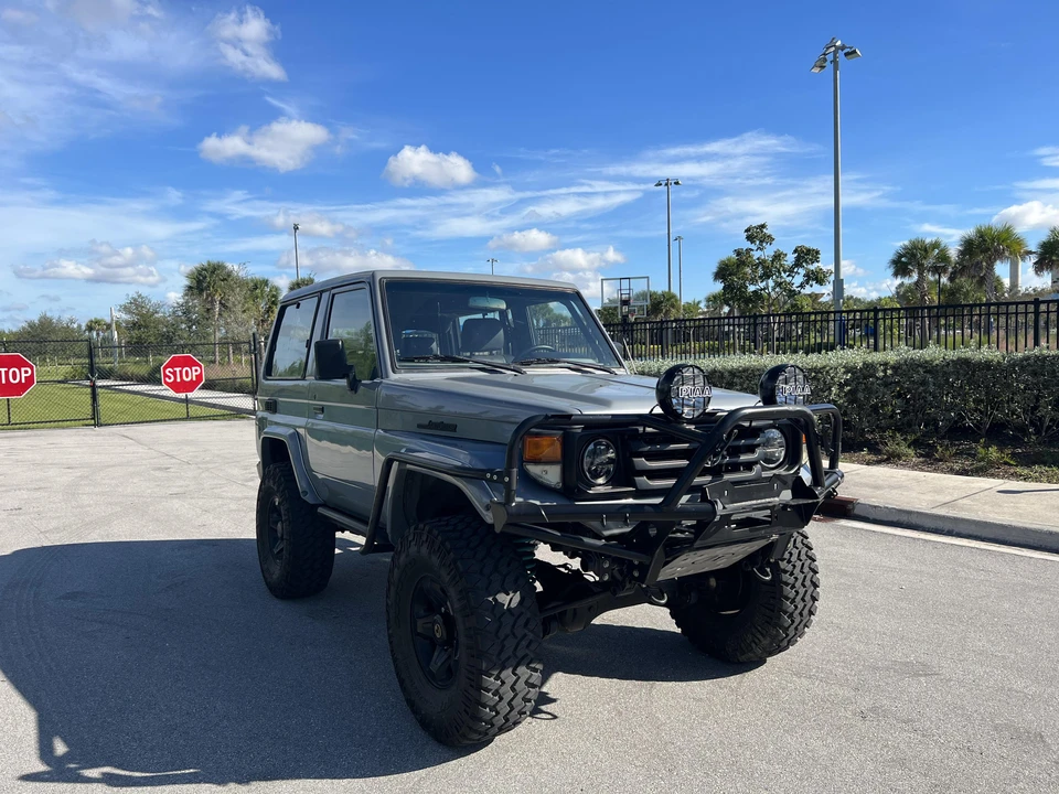 1993 Toyota J70 Land Cruiser - Image 11 of 31
