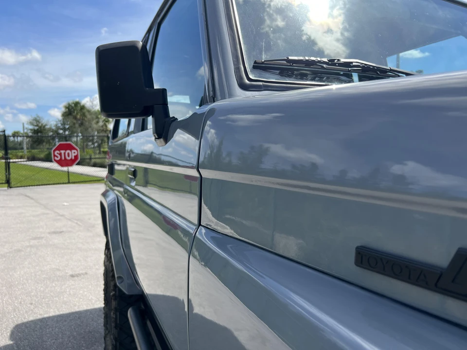 1993 Toyota J70 Land Cruiser - Image 23 of 31