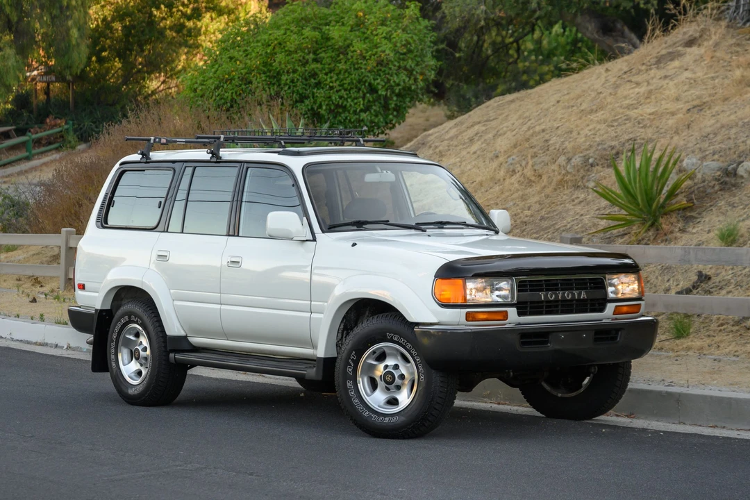 1993 Toyota J80 Land Cruiser - Image 13 of 31
