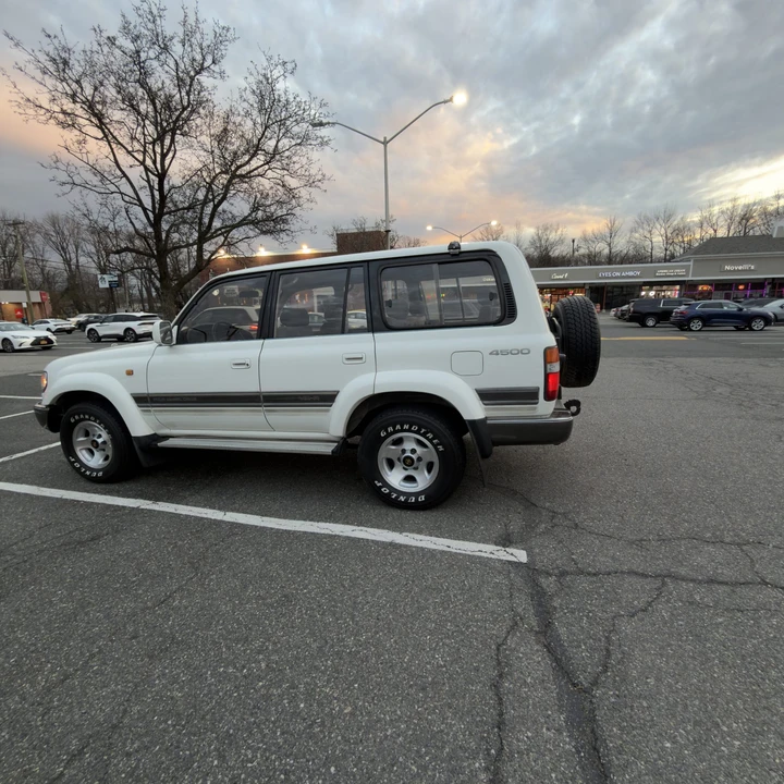 1993 Toyota J80 Land Cruiser - Image 17 of 31