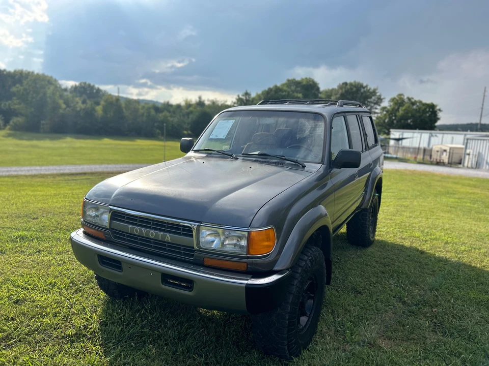 1993 Toyota J80 Land Cruiser - Image 9 of 31