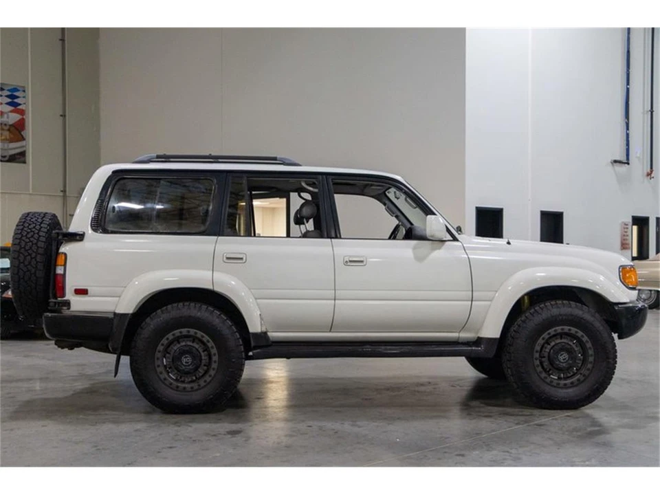 1993 Toyota J80 Land Cruiser - Image 7 of 31