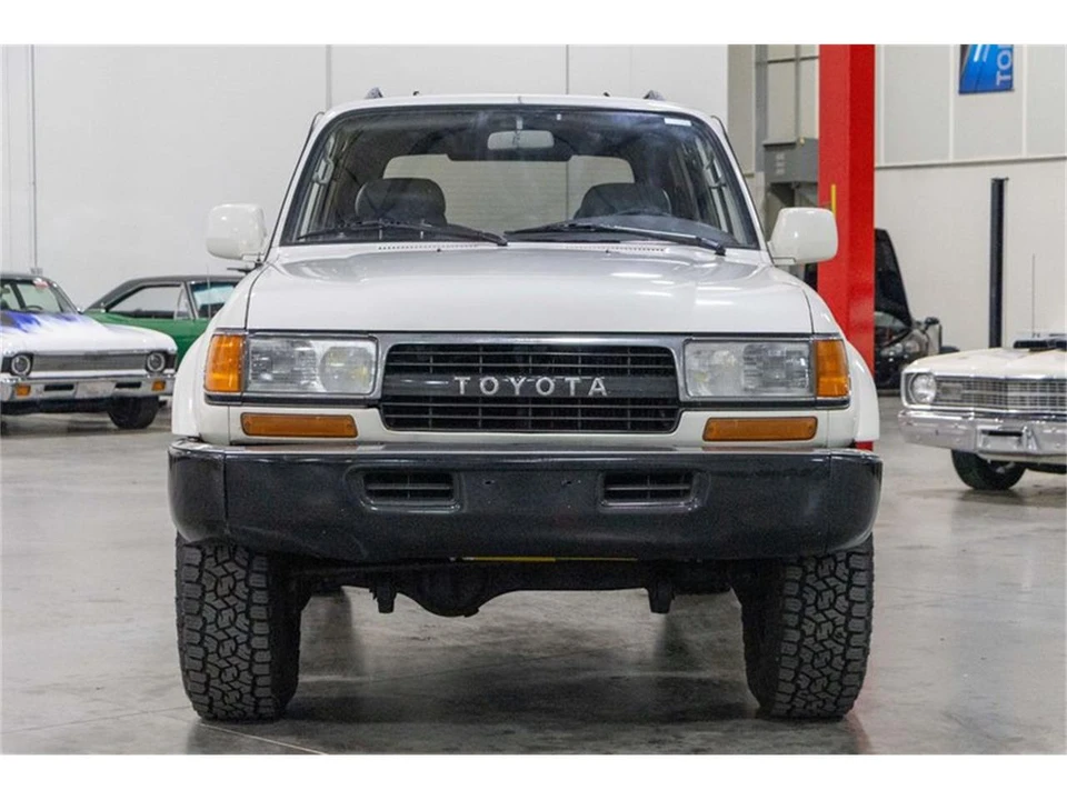 1993 Toyota J80 Land Cruiser - Image 9 of 31