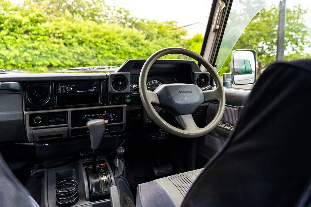 1993 Toyota J70 Land Cruiser Prado - Image 2 of 30