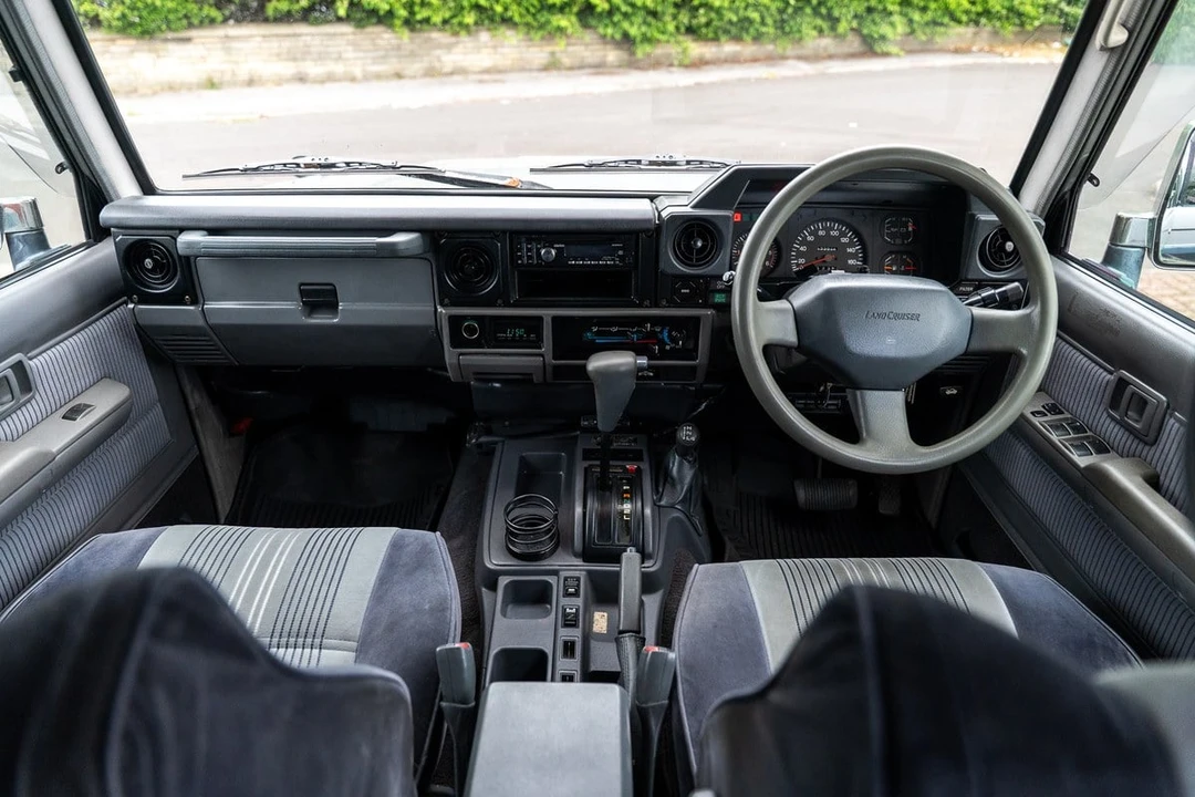 1993 Toyota J70 Land Cruiser Prado - Image 4 of 30