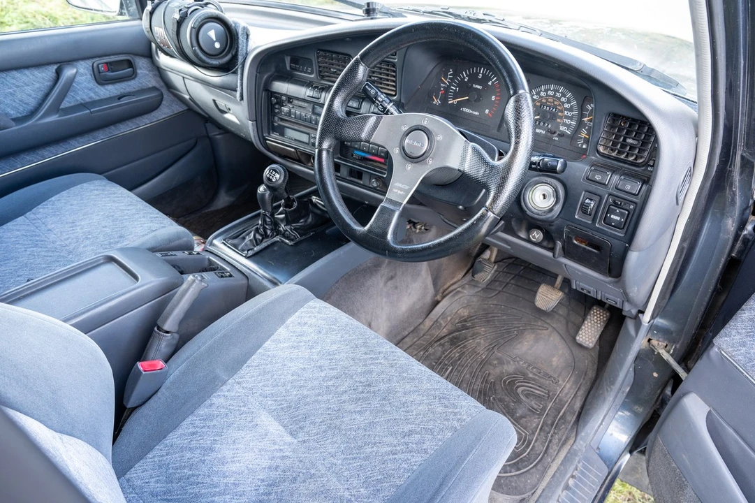 1993 Toyota J80 Land Cruiser - Image 24 of 30