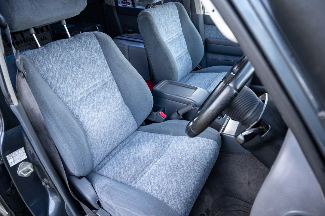 1993 Toyota J80 Land Cruiser - Image 7 of 30