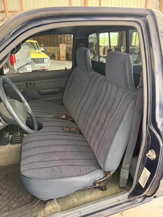 1993 Toyota Hilux 5th Gen - Image 16 of 31