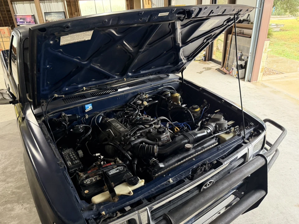 1993 Toyota Hilux 5th Gen - Image 24 of 31