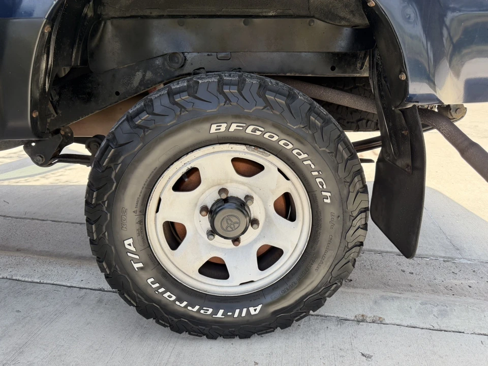 1993 Toyota Hilux 5th Gen - Image 26 of 31