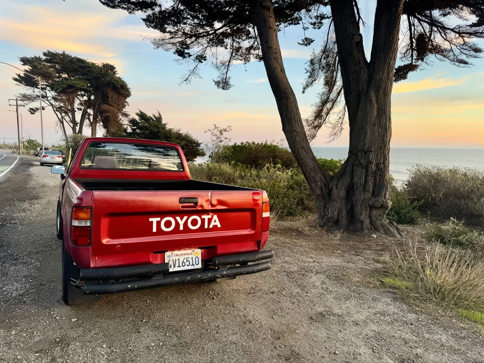 1993 Toyota - Image 5 of 16