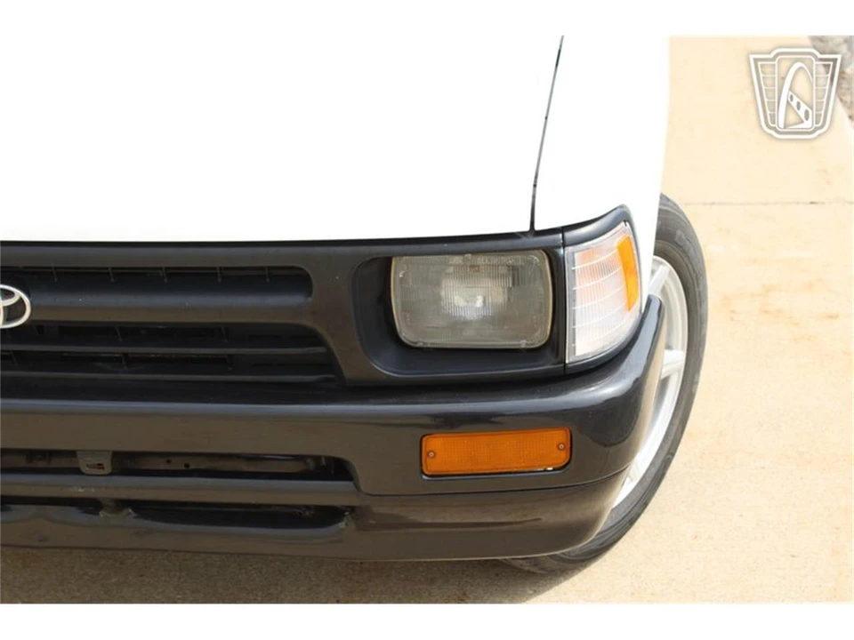 1993 Toyota Hilux 5th Gen - Image 31 of 31