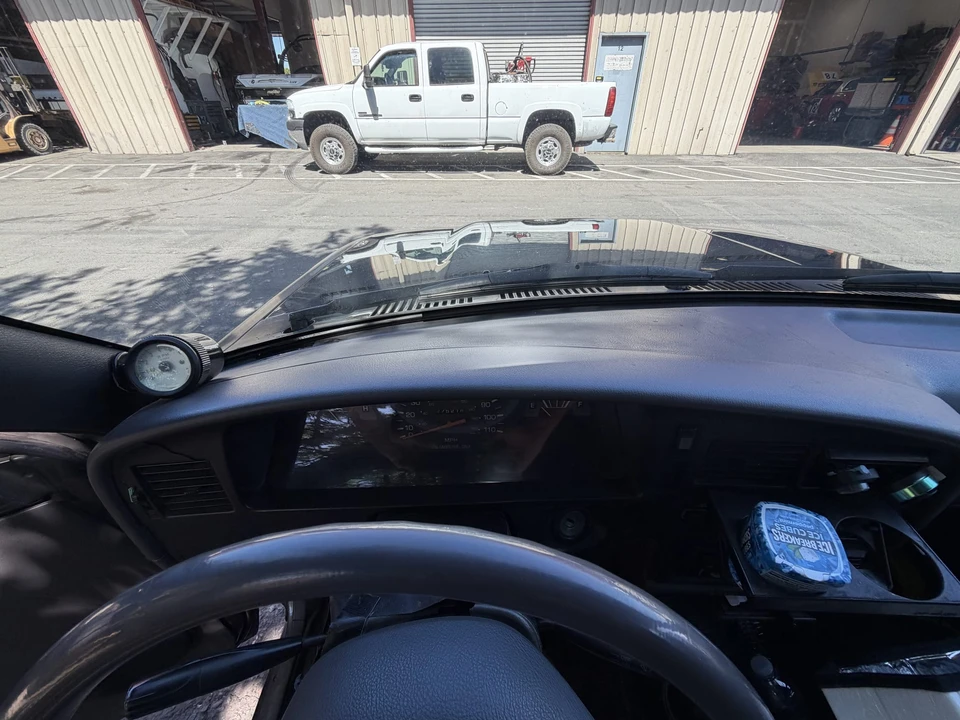 1993 Toyota Hilux 5th Gen - Image 27 of 31