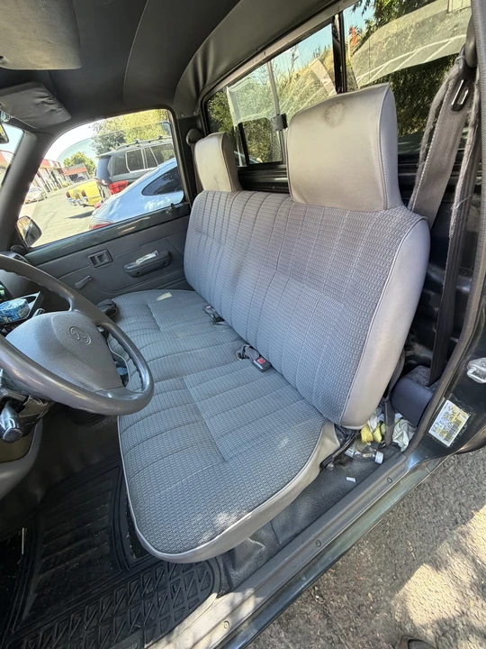 1993 Toyota Hilux 5th Gen - Image 24 of 31