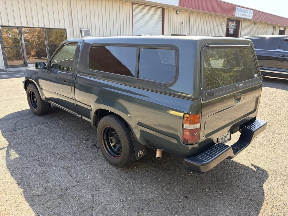 1993 Toyota Hilux 5th Gen - Image 6 of 31