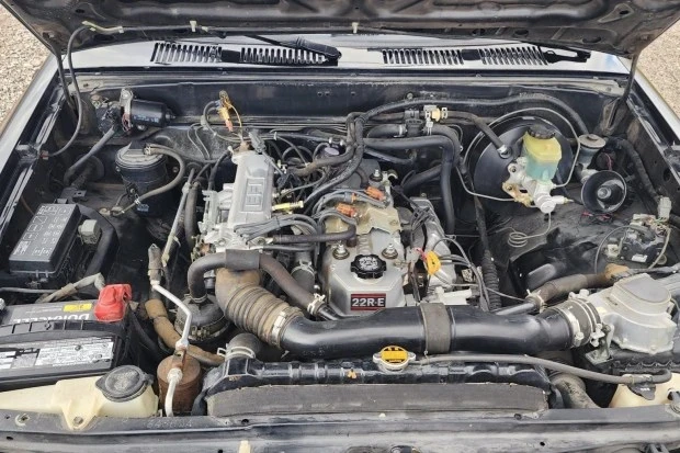1993 Toyota Hilux 6th Gen - Image 6 of 7