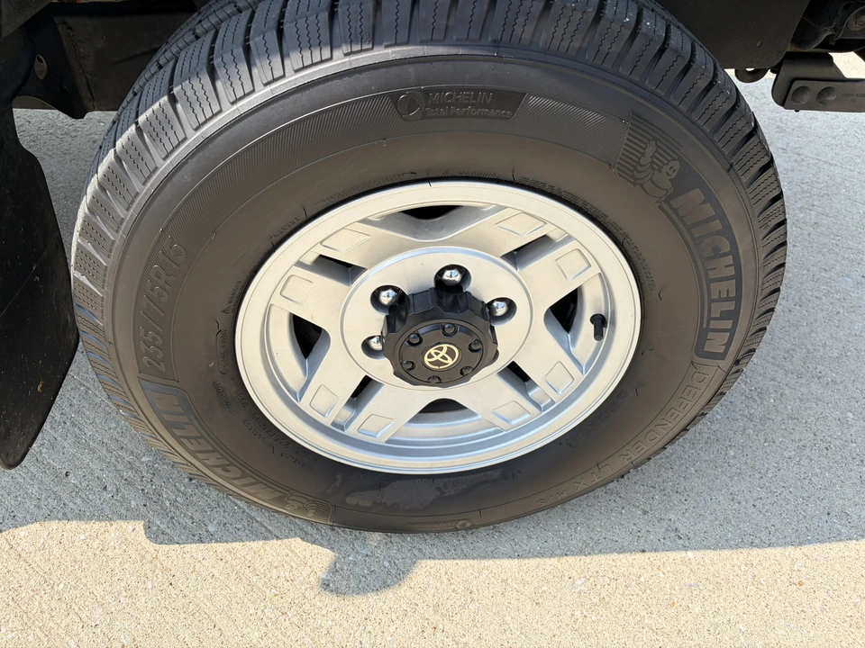 1993 Toyota Hilux 5th Gen - Image 29 of 31