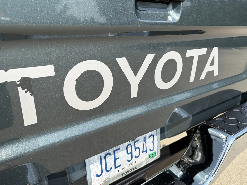 1993 Toyota Hilux 5th Gen - Image 15 of 31