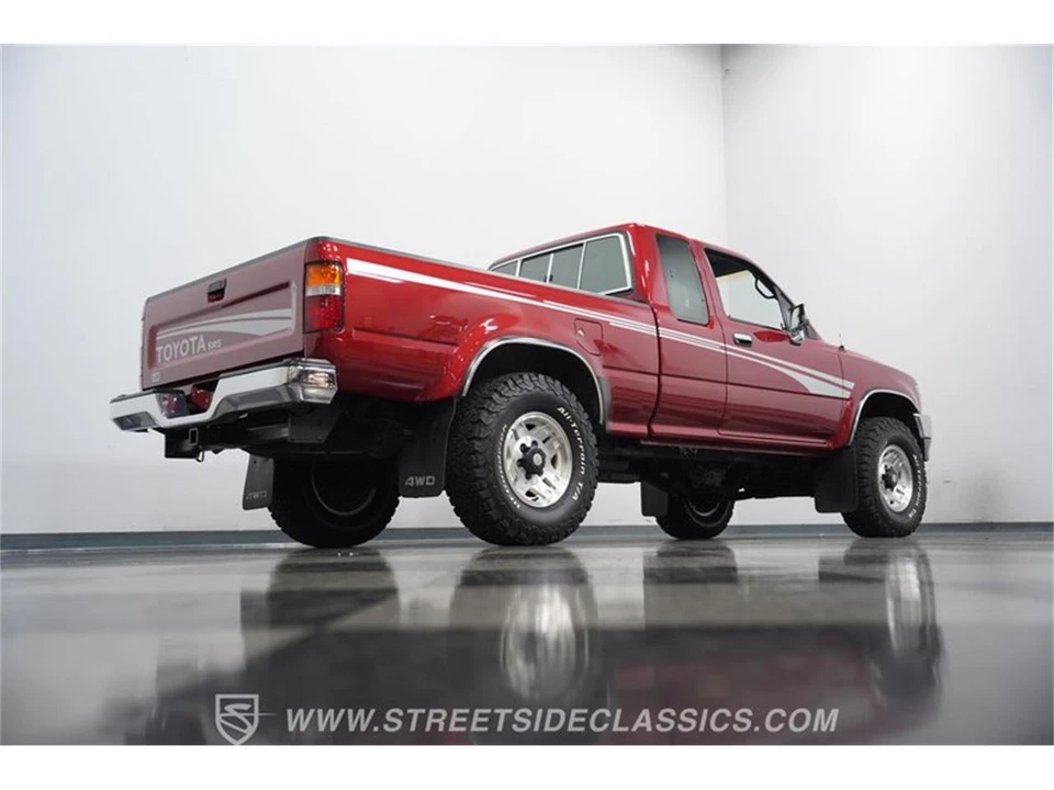 1993 Toyota Hilux 5th Gen - Image 23 of 31