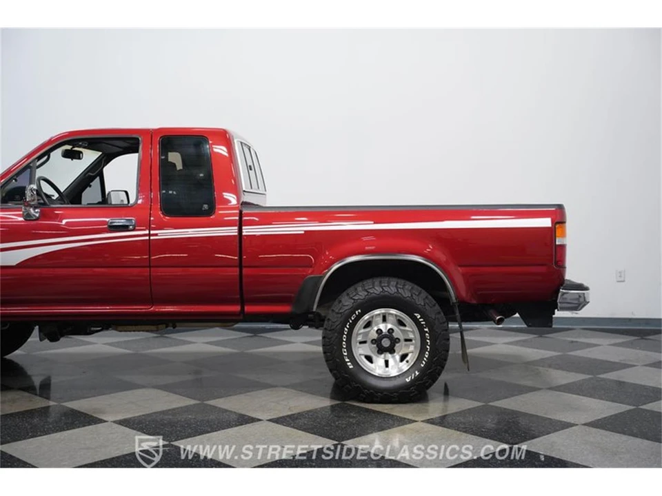 1993 Toyota Hilux 5th Gen - Image 20 of 31