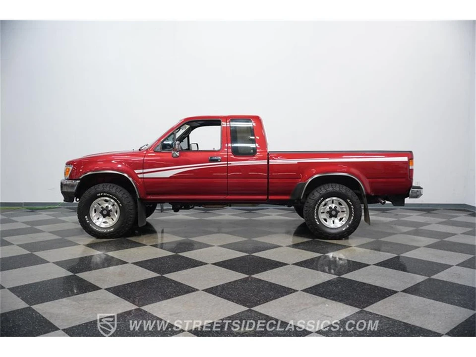 1993 Toyota Hilux 5th Gen - Image 6 of 31