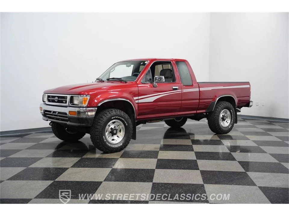 1993 Toyota Hilux 5th Gen - Image 5 of 31