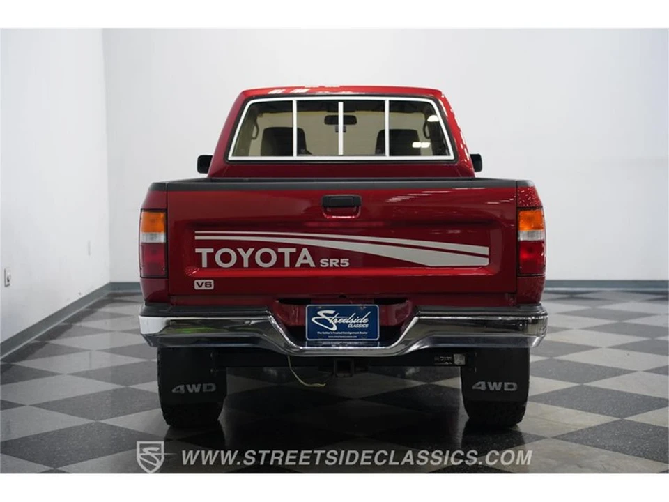 1993 Toyota Hilux 5th Gen - Image 21 of 31
