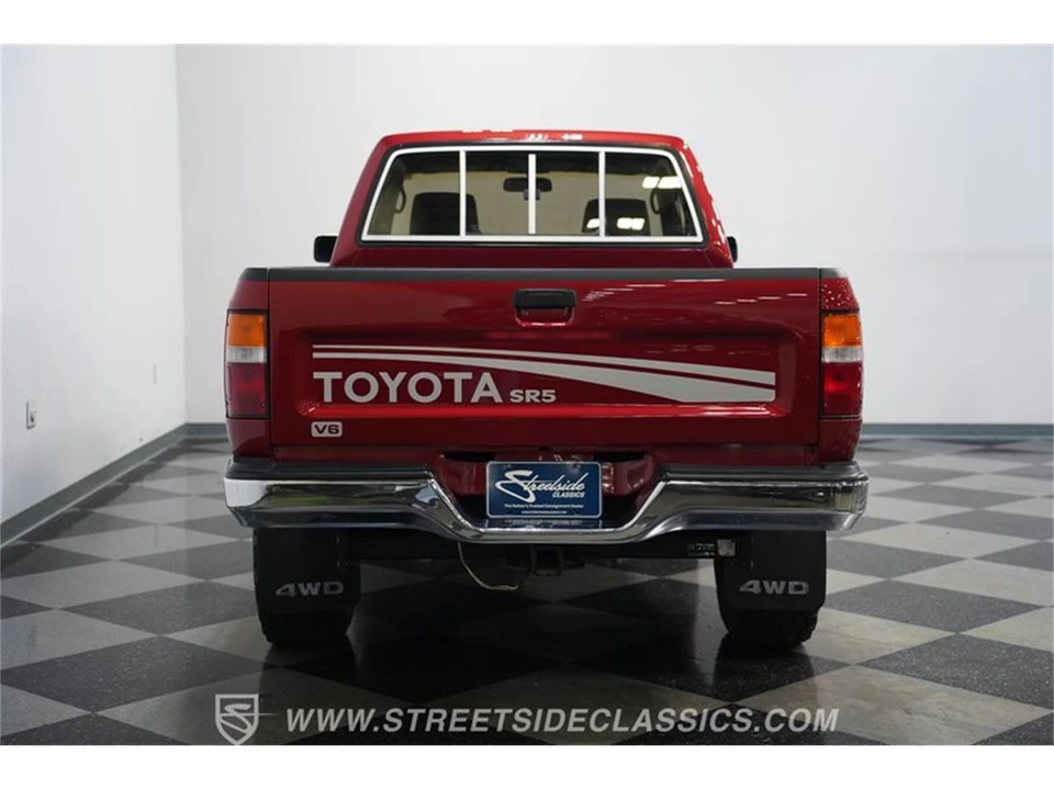 1993 Toyota Hilux 5th Gen - Image 9 of 31