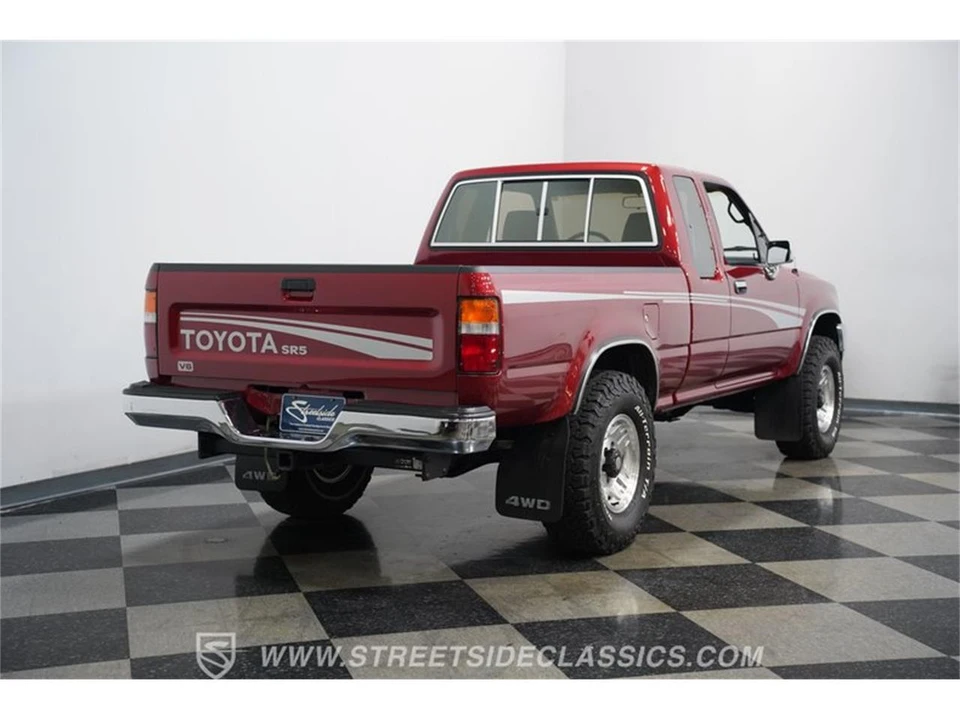1993 Toyota Hilux 5th Gen - Image 10 of 31