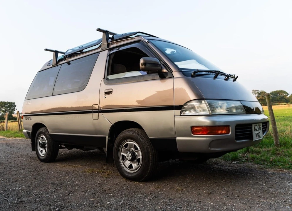 1993 Toyota R20 & R30 TownAce & MasterAce - Image 3 of 30