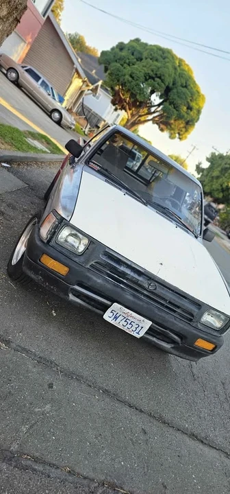 1993 Toyota T100 - Image 2 of 2