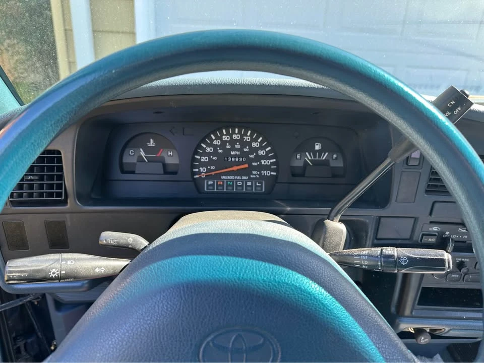 1993 Toyota T100 - Image 6 of 11
