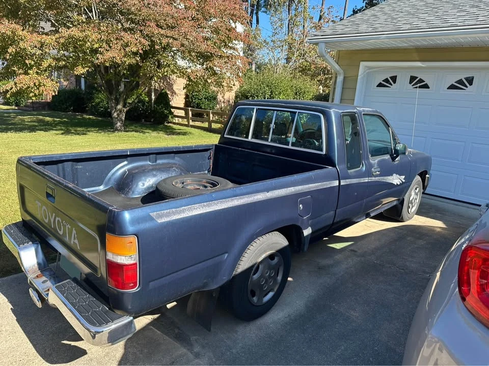 1993 Toyota T100 - Image 2 of 11