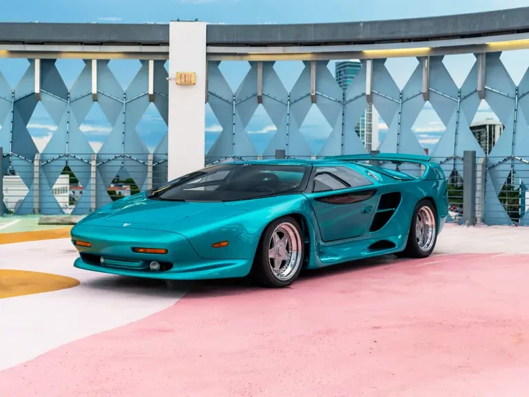 1993 Vector - Image 2 of 31