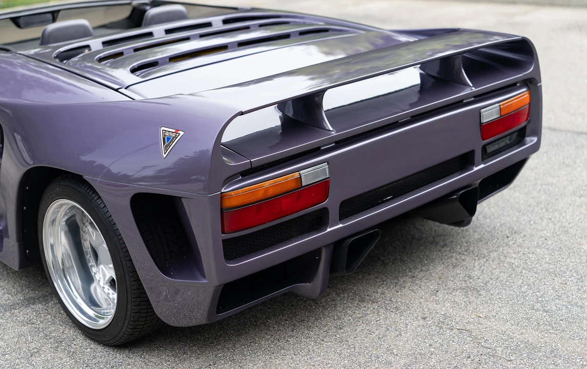 1993 Vector - Image 16 of 24