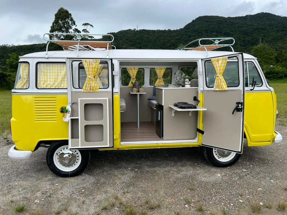 1993 Volkswagen Type 2 - Image 2 of 31