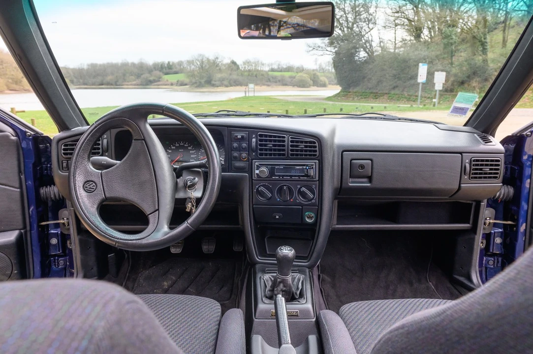 1996 Volkswagen Corrado - Image 28 of 30