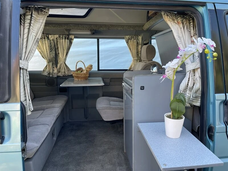 1993 Volkswagen EuroVan - Image 8 of 21