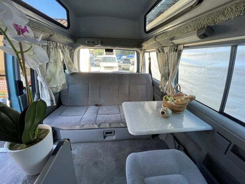 1993 Volkswagen EuroVan - Image 6 of 12