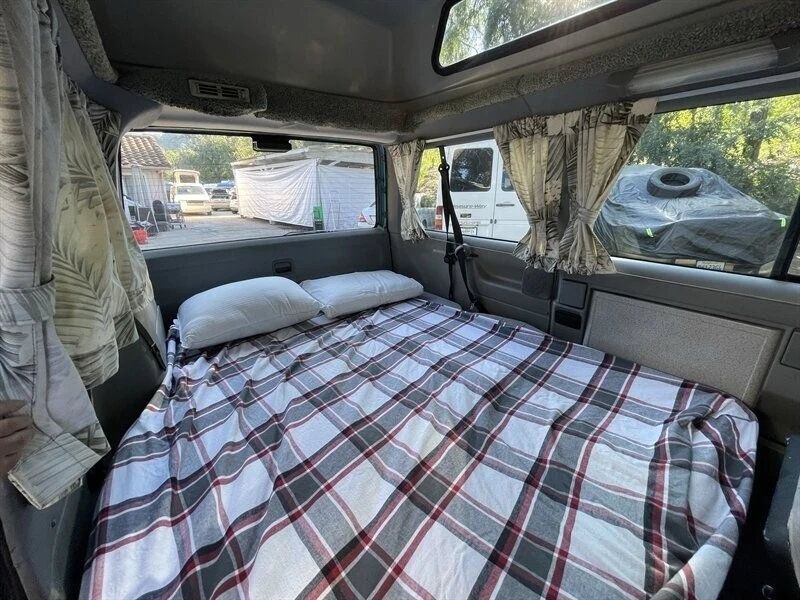 1993 Volkswagen EuroVan - Image 10 of 21