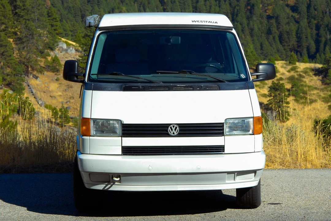 1993 Volkswagen EuroVan - Image 2 of 31