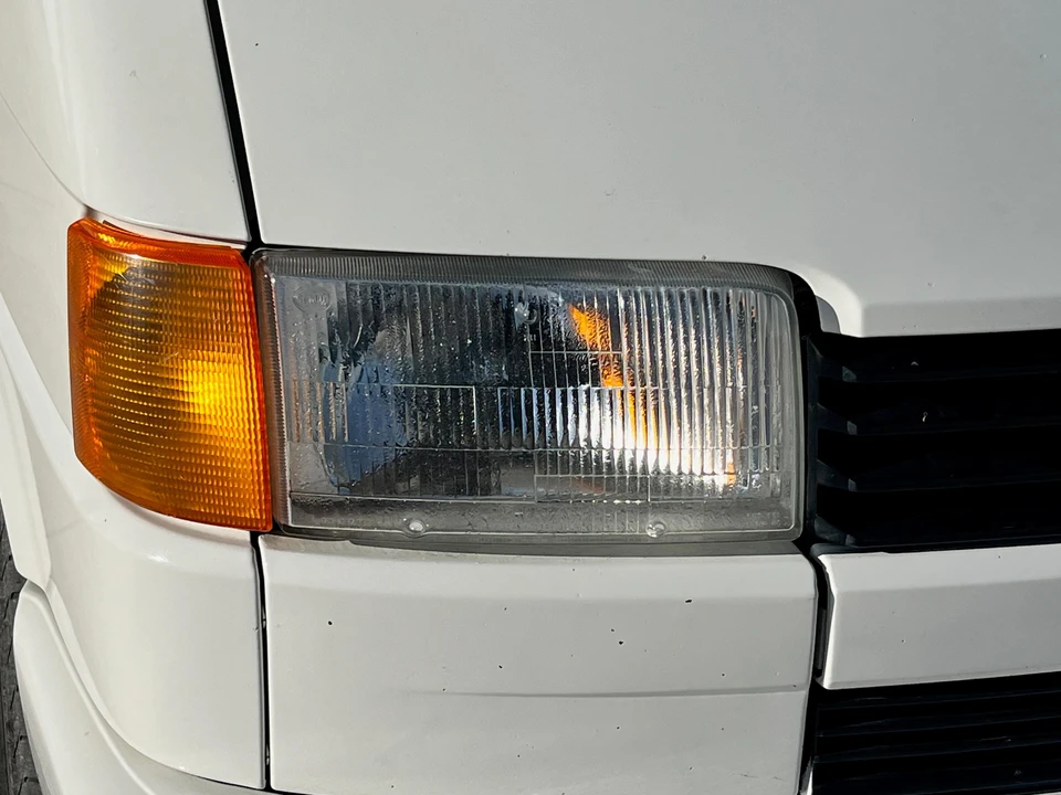 1993 Volkswagen EuroVan - Image 18 of 31