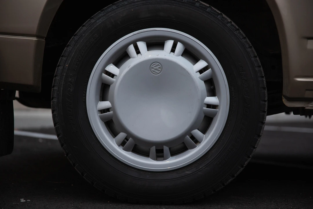 1993 Volkswagen EuroVan - Image 25 of 31